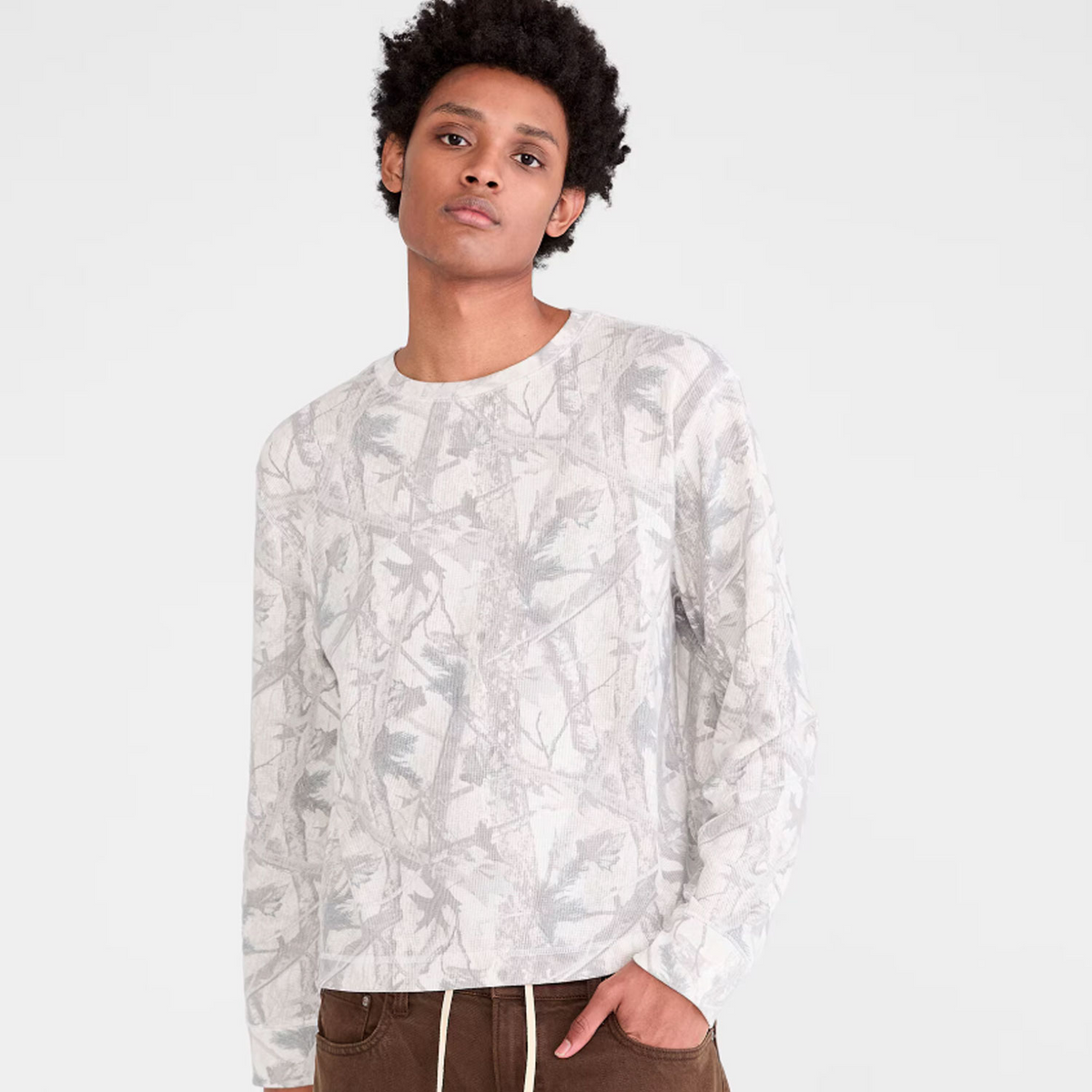 AERO GUYS LS KNIT TOPS 