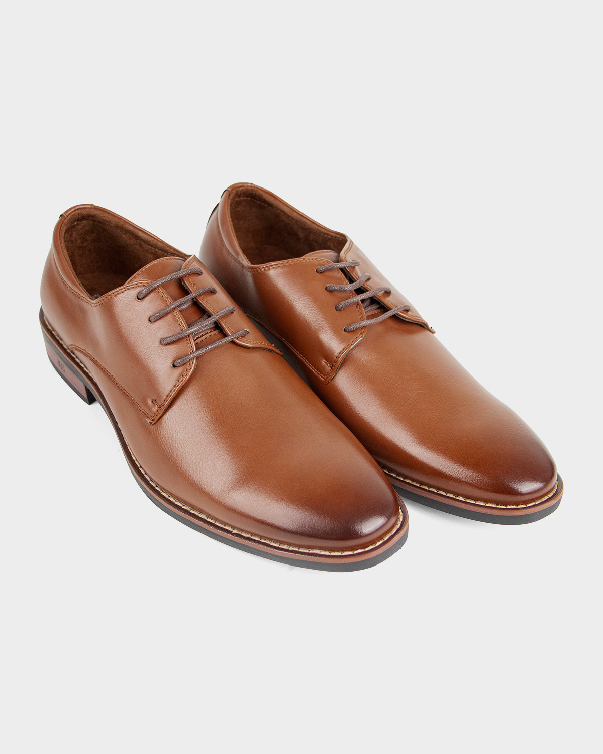 ALMER PLAIN TOE CAP KENNETH COLE 